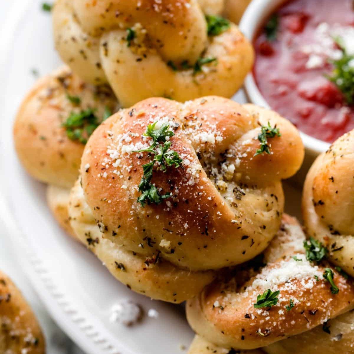 garlic-knots